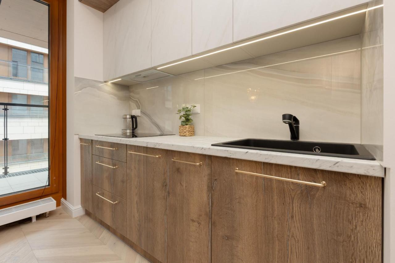 Lux Apartment Niemcewicza With Ac & Balcony Warsaw Ochota By Noclegi Renters Buitenkant foto